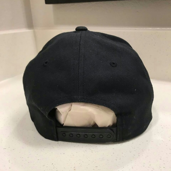 💥OBEY💥 - Picture 2 of 6